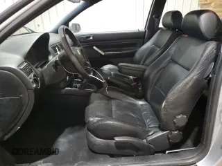2001 Volkswagen GTI z VIN 9BWPG61J314064540, wystawiony jako Copart lot #57957945 z przebiegiem 130 262 mil mil oraz Szkoda całkowita • Salvage title. Historia ofert i sprzedaży dostępna na DreamBid. Obrazek 7.