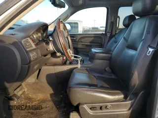 2013 GMC Yukon Denali with VIN 1GKS2EEF2DR308953, listed as a Copart auction lot 51142505 with 186,583 mi miles and Salvage Title. Bid and sale history available at carsss.com. Image 7.