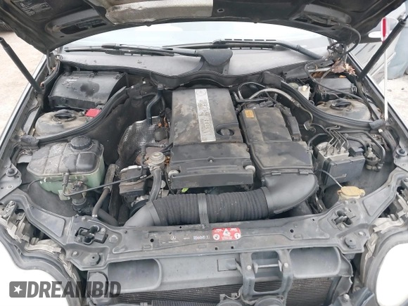 2004 Mercedes-Benz C 230 Kompressor with VIN WDBRF40JX4A567983, listed as a IAAI auction lot 41714599 with 285,832 mi miles and . Bid and sale history available at DreamBid. Image 10.