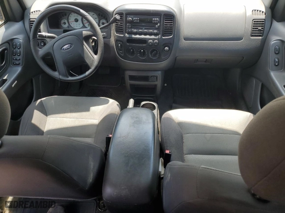 2003 Ford Escape XLS Popular with VIN 1FMYU92163KC43110, listed as a Copart auction lot 58699684 with 66,450 mi miles and Salvage Title. Bid and sale history available at carsss.com. Image 8.