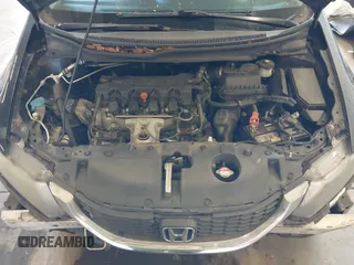 2014 Honda Civic LX z VIN 19XFB2F50EE209501, wystawiony jako IAAI lot #41502949 z przebiegiem 115 828 mil mil oraz . Historia ofert i sprzedaży dostępna na DreamBid. Obrazek 10.
