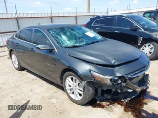 2018 Chevrolet Malibu LT z VIN 1G1ZD5ST0JF126544, wystawiony jako IAAI lot #42389966 z przebiegiem 134 232 mil mil oraz . Historia ofert i sprzedaży dostępna na DreamBid. Obrazek 1.