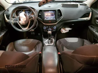 2014 Jeep Cherokee Latitude with VIN 1C4PJLCB0EW102445, listed as a Copart auction lot 45412755 with 114,231 mi miles and Clean Title. Bid and sale history available at DreamBid. Image 8.