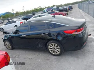 2018 Kia Optima LX z VIN 5XXGT4L33JG270472, wystawiony jako IAAI lot #42292416 z przebiegiem 60 064 mil mil oraz . Historia ofert i sprzedaży dostępna na DreamBid. Obrazek 15.