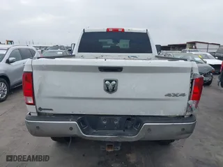 2017 Ram 2500 Tradesman with VIN 3C6UR5CL7HG707914, listed as a IAAI auction lot 41915809 with 247,444 mi miles. Bid and sale history available at carsss.com. Image 16.