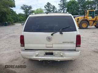 2003 Cadillac Escalade с VIN 1GYEC63T83R134948, выставлен на аукционе IAAI как лот 42321391 с пробегом 289 207 миль миль и . История ставок и продаж доступна на DreamBid. Изображение 16.