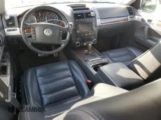 2004 Volkswagen Touareg with VIN WVGEM77LX4D071560, listed as a Copart auction lot 41630995 with 168,906 mi miles and Salvage title. Bid and sale history available at DreamBid. Image 8.