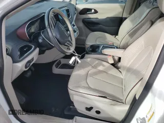 2017 Chrysler Pacifica Limited z VIN 2C4RC1GG1HR504842, wystawiony jako Copart lot #54970065 z przebiegiem 117 802 mil mil oraz Szkoda całkowita • Salvage title. Historia ofert i sprzedaży dostępna na DreamBid. Obrazek 7.
