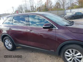2019 Kia Sorento S V6 with VIN 5XYPGDA54KG559320, listed as a IAAI auction lot 40754605 with 68,555 mi miles. Bid and sale history available at carsss.com. Image 13.