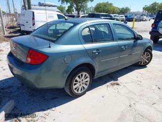 2009 Chevrolet Cobalt LT w/2LT with VIN 1G1AT58HX97201551, listed as a IAAI auction lot 41858297 with 173,876 mi miles. Bid and sale history available at carsss.com. Image 4.