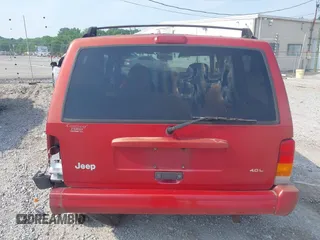 1999 Jeep Cherokee Sport с VIN 1J4FT68S1XL524920, выставлен на аукционе IAAI как лот 42573271 с пробегом 352 914 миль миль и . История ставок и продаж доступна на DreamBid. Изображение 17.