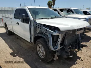 2022 Ford F-250 XL with VIN 1FT7X2AN6NED54339, listed as a Copart auction lot 50990255 with 54,805 mi miles and Salvage title. Bid and sale history available at DreamBid. Image 4.