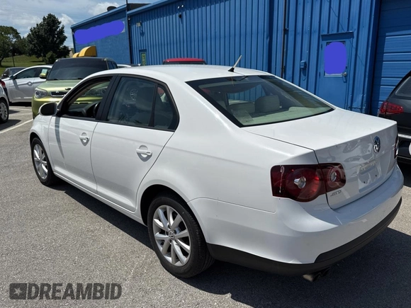 2010 Volkswagen Jetta Limited Edition with VIN 3VWRZ7AJ5AM119316, listed as a Copart auction lot 64616245 with 115,073 mi miles and Clean title. Bid and sale history available at DreamBid. Image 3.