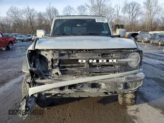 2021 Ford Bronco with VIN 1FMDE5DH7MLA94877, listed as a Copart auction lot 42676505 with 43,918 mi miles and Salvage title. Bid and sale history available at DreamBid. Image 5.