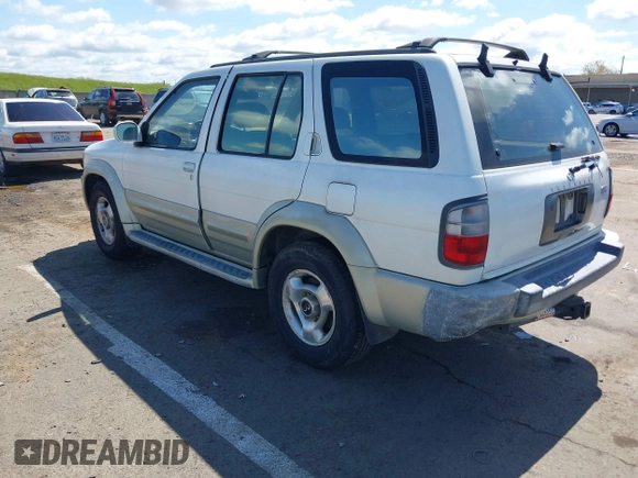 1998 Infiniti QX4 with VIN JNRAR05Y2WW029479, listed as a IAAI auction lot 41939734 with 216,043 mi miles and . Bid and sale history available at DreamBid. Image 3.