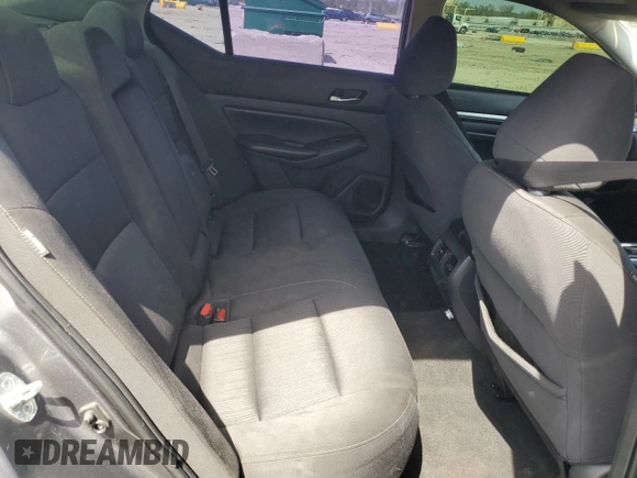 2019 Nissan Altima 2.5 SV with VIN 1N4BL4DV3KC111209, listed as a Copart auction lot 53860235 with 128,037 mi miles and Clean Title. Bid and sale history available at carsss.com. Image 10.