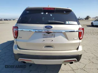 2017 Ford Explorer XLT z VIN 1FM5K8DH1HGD56468, wystawiony jako Copart lot #57130425 z przebiegiem 83 459 mil mil oraz Szkoda całkowita • Salvage title. Historia ofert i sprzedaży dostępna na DreamBid. Obrazek 6.