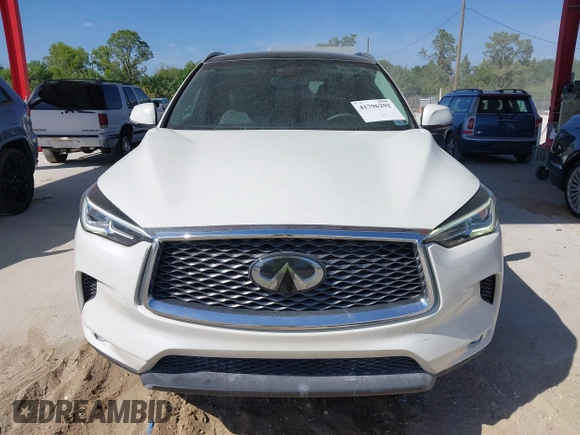2020 Infiniti QX50 Luxe with VIN 3PCAJ5M16LF112261, listed as a IAAI auction lot 41796292 with 40,095 mi miles and . Bid and sale history available at DreamBid. Image 12.