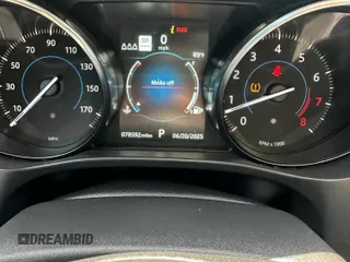 2019 Jaguar F-Pace 25t Premium с VIN SADCJ2FX2KA610557, выставлен на аукционе Copart как лот 62221895 с пробегом 78 592 миль миль и Списание • Salvage title. История ставок и продаж доступна на DreamBid. Изображение 8.