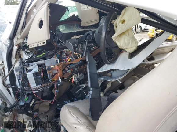 2004 GMC Yukon XL SLT with VIN 1GKEC16Z84J149088, listed as a Copart auction lot 74584554 with 0 mi miles and Salvage Title. Bid and sale history available at carsss.com. Image 8.