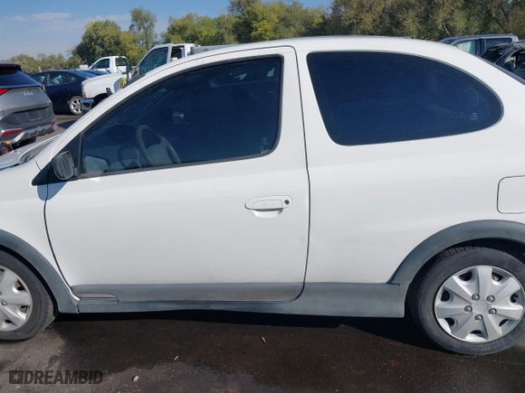 2001 Toyota ECHO with VIN JTDAT123510113887, listed as a IAAI auction lot 40560796 with 156,544 mi miles. Bid and sale history available at carsss.com. Image 14.