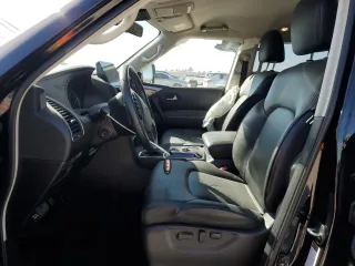 2021 Nissan Armada SV z VIN JN8AY2AD7M9661699, wystawiony jako Copart lot #47533705 z przebiegiem 88 535 mil mil oraz Szkoda całkowita • Salvage title. Historia ofert i sprzedaży dostępna na DreamBid. Obrazek 7.