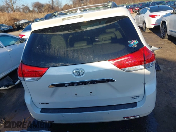 2012 Toyota Sienna XLE with VIN 5TDDK3DCXCS032344, listed as a IAAI auction lot 41205400 with 105,274 mi miles. Bid and sale history available at carsss.com. Image 17.