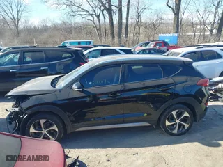 2017 Hyundai Tucson Value with VIN KM8J33A24HU343231, listed as a IAAI auction lot 41395327 with 133,017 mi miles. Bid and sale history available at carsss.com. Image 15.