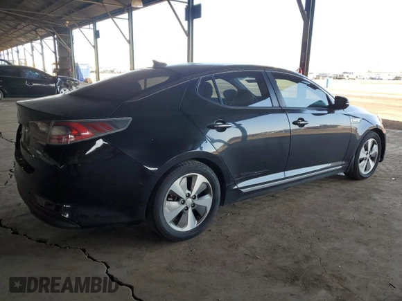 2014 Kia Optima EX with VIN KNAGN4AD4E5072772, listed as a Copart auction lot 81297794 with 155,876 mi miles and Clean Title. Bid and sale history available at DreamBid. Image 3.