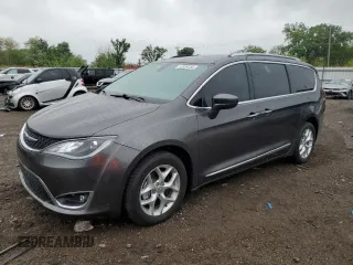 2017 Chrysler Pacifica Touring L Plus с VIN 2C4RC1EG8HR796668, выставлен на аукционе Copart как лот 57339155 с пробегом 90 376 миль миль и Списание • Salvage title. История ставок и продаж доступна на DreamBid. Изображение 1.