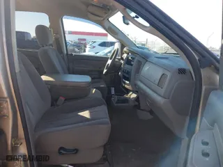 2005 Dodge Ram 1500 SLT with VIN 1D7HA18N15S152537, listed as a IAAI auction lot 41400864 with 137,931 mi miles. Bid and sale history available at carsss.com. Image 5.