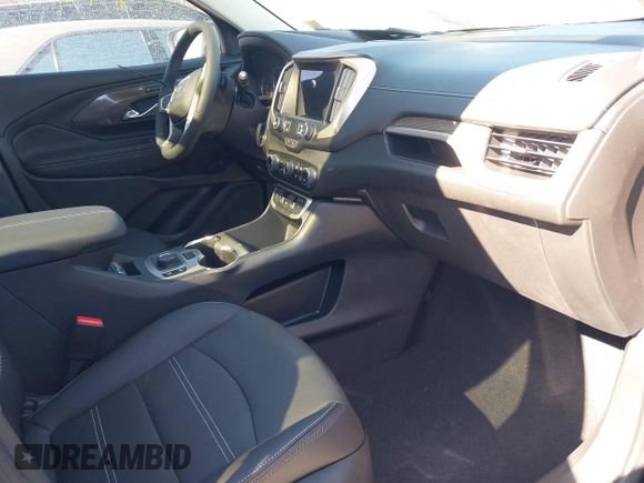2024 GMC Terrain Denali with VIN 3GKALXEG7RL286363, listed as a IAAI auction lot 41610957 with 1,989 mi miles and . Bid and sale history available at DreamBid. Image 5.