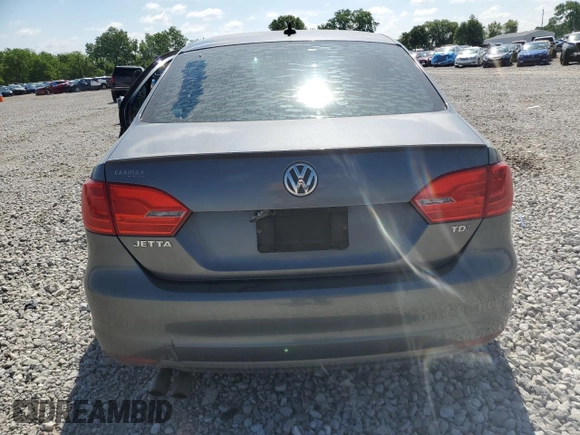 2012 Volkswagen Jetta TDI w/Premium & Nav z VIN 3VWLL7AJ2CM358901, wystawiony jako Copart lot #57350505 z przebiegiem 155 062 mil mil oraz Szkoda całkowita • Salvage title. Historia ofert i sprzedaży dostępna na DreamBid. Obrazek 6.
