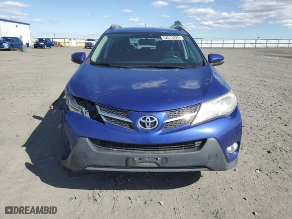 2015 Toyota RAV4 XLE with VIN 2T3RFREV0FW366964, listed as a Copart auction lot 52015925 with 82,056 mi miles and Salvage Title. Bid and sale history available at carsss.com. Image 5.