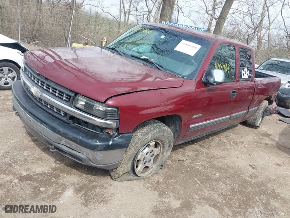 2002 Chevrolet Silverado 1500 LS with VIN 1GCEK19T32E191759, listed as a IAAI auction lot 41880468 with 247,877 mi miles. Bid and sale history available at carsss.com. Image 18.