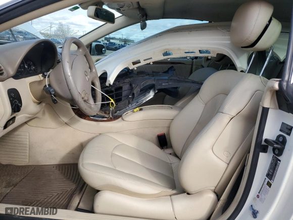 2008 Mercedes-Benz CLK-Class 3.5L with VIN WDBTK56FX8F251132, listed as a Copart auction lot 87367514 with 0 mi miles and Salvage Title. Bid and sale history available at carsss.com. Image 7.