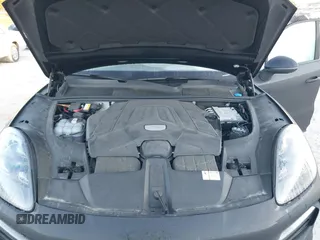 2020 Porsche Cayenne S z VIN WP1BB2AY2LDA58111, wystawiony jako IAAI lot #41764496 z przebiegiem Nie podano mil oraz . Historia ofert i sprzedaży dostępna na DreamBid. Obrazek 10.