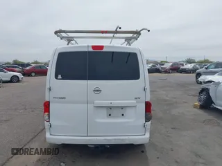 2015 Nissan NV200 S with VIN 3N6CM0KN3FK711846, listed as a IAAI auction lot 42316718 with 131,471 mi miles and . Bid and sale history available at DreamBid. Image 17.