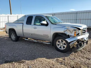 2013 GMC Sierra 1500 with VIN 1GTV2WE23DZ165684, listed as a Copart auction lot 77713394 with 70,339 mi miles and Clean Title. Bid and sale history available at DreamBid. Image 4.