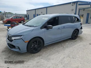 2024 Honda Odyssey Sport z VIN 5FNRL6H70RB041844, wystawiony jako Copart lot #50388725 z przebiegiem 27 779 mil mil oraz Nie do naprawy • Non repairable. Historia ofert i sprzedaży dostępna na DreamBid. Obrazek 1.