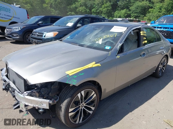 2022 Mercedes-Benz C 300 with VIN W1KAF4HB2NR062167, listed as a IAAI auction lot 42523167 with 12,546 mi miles and . Bid and sale history available at DreamBid. Image 2.