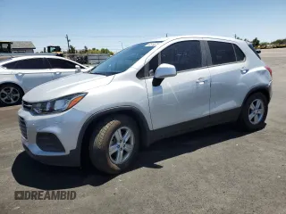 2020 Chevrolet Trax LS with VIN 3GNCJKSB0LL204347, listed as a Copart auction lot 63516375 with 35,720 mi miles and Salvage title. Bid and sale history available at DreamBid. Image 1.