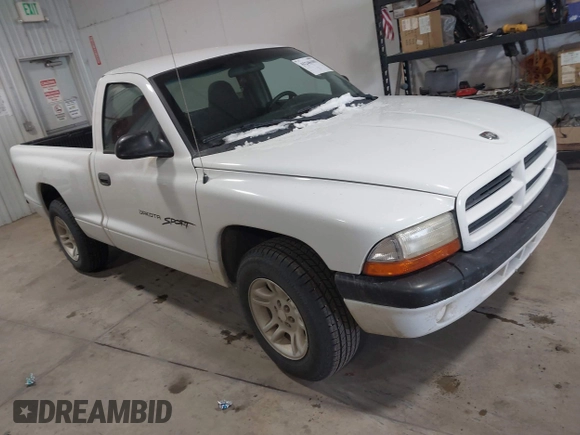 2001 Dodge Dakota with VIN 1B7FL26XX1S304511, listed as a IAAI auction lot 41246101 with 117,457 mi miles. Bid and sale history available at carsss.com. Image 1.