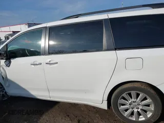 2014 Toyota Sienna Ltd with VIN 5TDDK3DC9ES081022, listed as a IAAI auction lot 41183921 with 1 mi miles. Bid and sale history available at carsss.com. Image 13.
