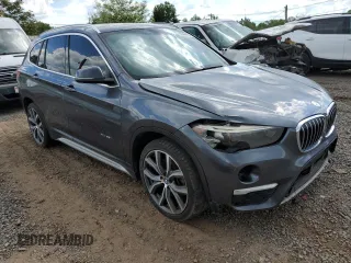 2016 BMW X1 xDrive28i z VIN WBXHT3C31GP881961, wystawiony jako Copart lot #56494955 z przebiegiem Nie podano mil oraz Tytuł czysty. Historia ofert i sprzedaży dostępna na DreamBid. Obrazek 4.