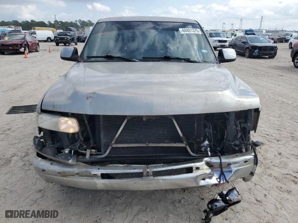 2000 Chevrolet Silverado 1500 with VIN 1GCEC14W8YZ154318, listed as a Copart auction lot 44401375 with 222,405 mi miles and Salvage Title. Bid and sale history available at carsss.com. Image 5.