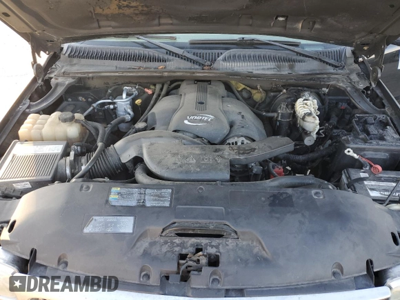 2005 GMC Sierra Denali z VIN 2GTEK63N051303155, wystawiony jako Copart lot #73654884 z przebiegiem Nie podano mil oraz Szkody całkowita. Historia ofert i sprzedaży dostępna na DreamBid. Obrazek 11.