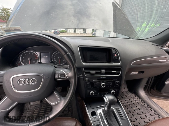2014 Audi Q5 Premium with VIN WA1CFAFP9EA083817, listed as a Copart auction lot 61436485 with 117,278 mi miles and Clean title. Bid and sale history available at DreamBid. Image 9.