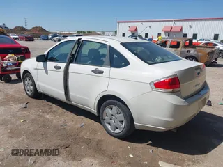 2010 Ford Focus S with VIN 1FAHP3EN4AW164831, listed as a IAAI auction lot 41976380 with 1 mi miles. Bid and sale history available at carsss.com. Image 3.