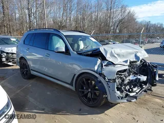 2024 BMW X7 xDrive40i with VIN 5UX23EM02R9V69737, listed as a IAAI auction lot 41456396 with 11,803 mi miles. Bid and sale history available at carsss.com. Image 1.